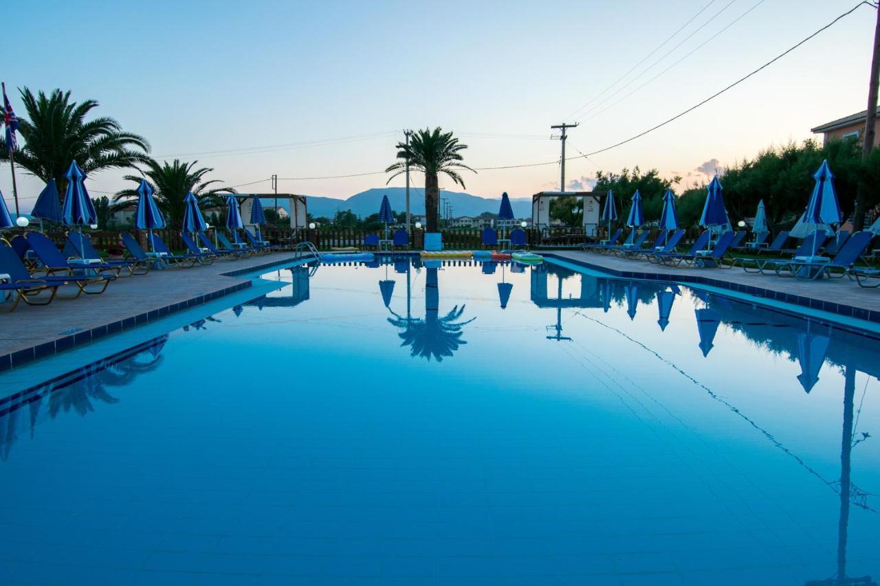 Costas Hotel Kalamákion Exterior foto